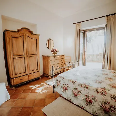Residenza Golfo Degli Ulivi Aparthotel Caprioli