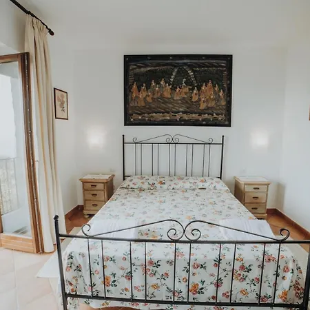 Residenza Golfo Degli Ulivi 아파트호텔 3*
