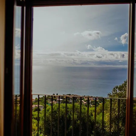 Residenza Golfo Degli Ulivi Caprioli