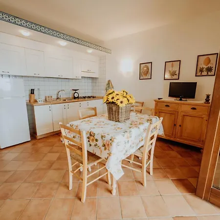 Aparthotel Residenza Golfo Degli Ulivi 3*