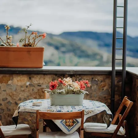 Residenza Golfo Degli Ulivi 카프리올리
