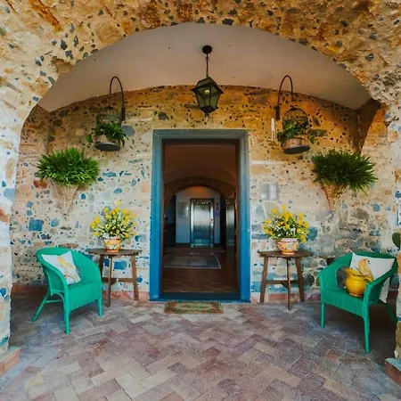 Residenza Golfo Degli Ulivi 3*