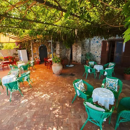 Aparthotel Residenza Golfo Degli Ulivi Caprioli
